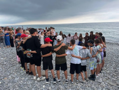 "Это больше, чем традиция": Прощание с морем в ДОЛ "Экспресс"