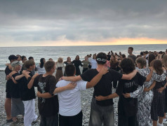 "Это больше, чем традиция": Прощание с морем в ДОЛ "Экспресс"