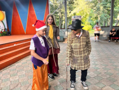 Фестиваль Артов: Творчество, Театр и Музыкальные Пародии! 