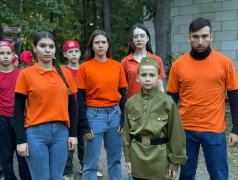 Громкие шаги, звонкие песни! "Орлёнок" чтит память Героев в смотре строя и песни!