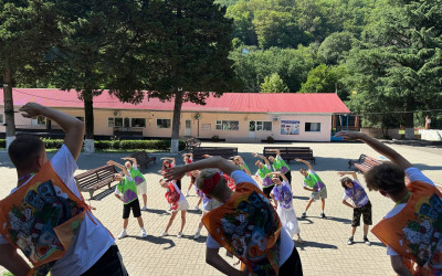 Тин-лига: Инструкторский Переполох! Или Как Я Стал Звездой Зарядки!