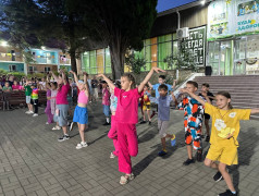 ДОЛ "Экспресс" в эпицентре танцевального шторма!