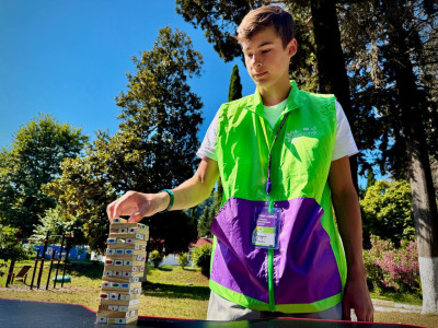 "Кольца защиты: Мы не строим стены, мы прокачиваем мозги!"