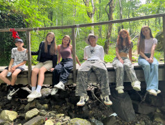 Древний камень против Чудо-Красотки: ДОЛ "Экспресс" выбрал дружбу!