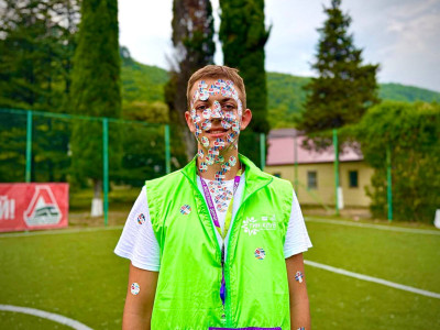 "Объявляется посадка на счастье! Мы - Дети РЖД!"