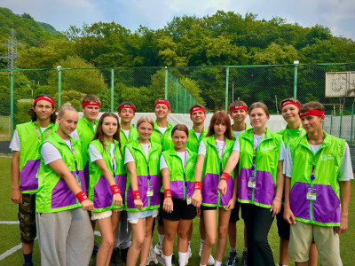 "Объявляется посадка на счастье! Мы - Дети РЖД!"