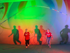 Добро пожаловать в яркую смену!