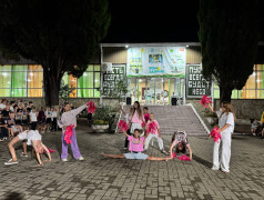 "Костюмы, акробатика и крики до луны: "ДОЛ Экспресс" показал, что такое настоящий чирлидинг-хаос!"