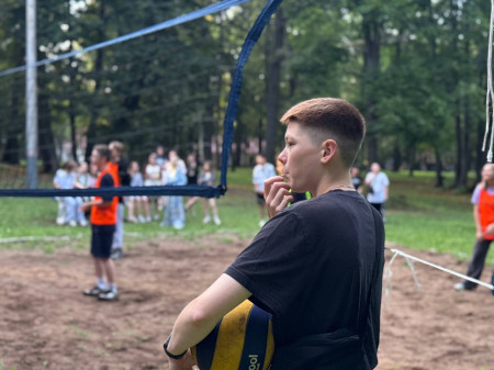  Волейбольная битва титанов: ТиН лига одержала победу! 