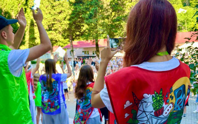 "Осторожно, спойлеры! ТиН-Лига покажет то, что вожатые хотели бы скрыть&hellip;" (шутка!)