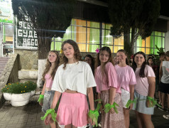 "Красная дорожка" в ДОЛ "Экспресс": Вожатые и дети - одна большая звезда! 