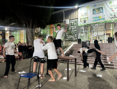 "Красная дорожка" в ДОЛ "Экспресс": Вожатые и дети - одна большая звезда! 