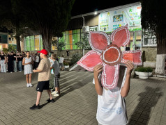 "Красная дорожка" в ДОЛ "Экспресс": Вожатые и дети - одна большая звезда! 