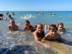 "Море по Колено, Замки до Небес! Экспресс-Отдых на Волне!"