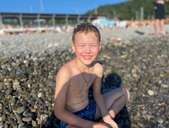 "Море по Колено, Замки до Небес! Экспресс-Отдых на Волне!"