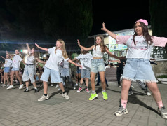 В ДОЛ &laquo;Экспресс&raquo; зажглась танцевальная феерия!