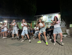 В ДОЛ &laquo;Экспресс&raquo; зажглась танцевальная феерия!