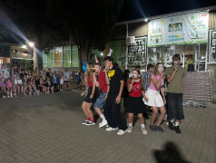 Мистер и Мисс": Где дети танцуют, а вожатые жгут