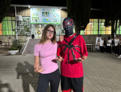 Мистер и Мисс": Где дети танцуют, а вожатые жгут