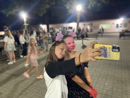 Ты хочешь фото со ЗВЕЗДОЙ ?