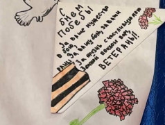  Юные художники лагеря им. Павлика Морозова отдали дань уважения Военно-морскому флоту