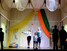 "Мы &ndash; дети РЖД": В "Огоньках" прозвучал финальный аккорд лета.