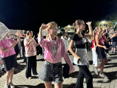 ДОЛ "Экспресс" отжигает: 75 танцоров доказали, что в лагере не только едят и спят!