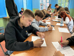 Ярмарка в ОЦ "Салют".