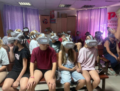 Show Express в этом клубе просит снять очки!