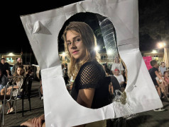 В ДОЛ "Экспресс" клонировали звезд! Леди Гага и Артур Пирожков в одном флаконе!