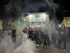 В ДОЛ "Экспресс" клонировали звезд! Леди Гага и Артур Пирожков в одном флаконе!