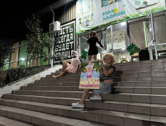 В ДОЛ "Экспресс" клонировали звезд! Леди Гага и Артур Пирожков в одном флаконе!