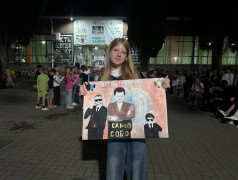 В ДОЛ "Экспресс" клонировали звезд! Леди Гага и Артур Пирожков в одном флаконе!