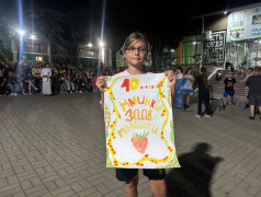 В ДОЛ "Экспресс" клонировали звезд! Леди Гага и Артур Пирожков в одном флаконе!