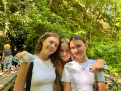 "Волконский Дольмен: Секреты Камня Не Раскрыты, Но Фоточки Классные!"