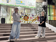 ДОЛ &laquo;Экспресс&raquo; оживил сцены легендарных клипов и концертов на вечере "Точь-в-точь"!