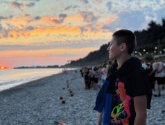 &laquo;Расстаёмся с морем (но мысленно всё ещё плещемся)&raquo;