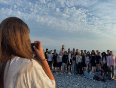 &laquo;Расстаёмся с морем (но мысленно всё ещё плещемся)&raquo;