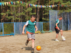 &laquo;Быстрее. Выше. Сильнее! &ndash; ЛОКОБОЛ-ДОЛ&raquo;. 