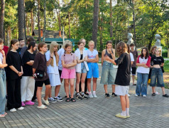"Вместе - к вершинам!": В "Зелёном огоньке" покорили тропу доверия!