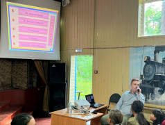 "Угадай мелодию" в "Зелёном Огоньке": Битва умов и мелодий!