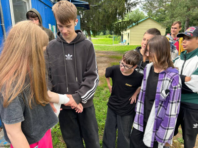 "Старшие воспитанники лагеря: Наставники и друзья для младших!"