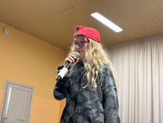 Кто сказал, что звёзды далеко?  В нашем лагере они живут среди нас! 