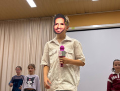 Кто сказал, что звёзды далеко?  В нашем лагере они живут среди нас! 