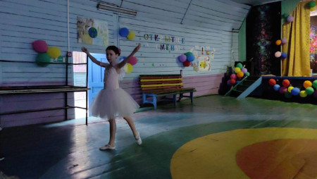 Новая звезда на сцене нашего лагеря! Встречайте юную балерину - Кравцову Диану! 