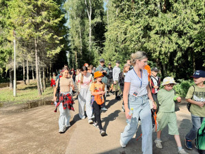 Сегодня в лагерь «Сахареж» приехали наши долгожданные гости — дети!