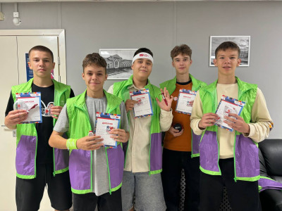 "По работе и награда"