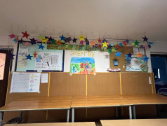 Маяк в цветах фантазии: Конкурс отрядных уголков!