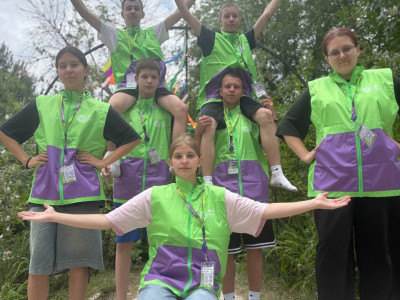 Смена в лагере - это капля лета, застывшая в вечности