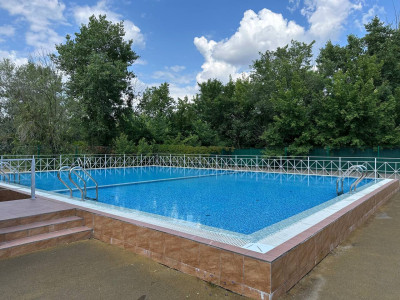 Локомотив-место приключений!